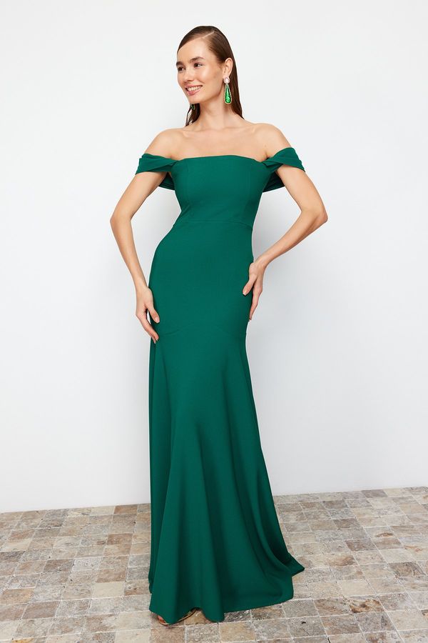 Trendyol Trendyol Emerald Green Body-Fitting Carmen Collar Woven Elegant Evening & Graduation Dress