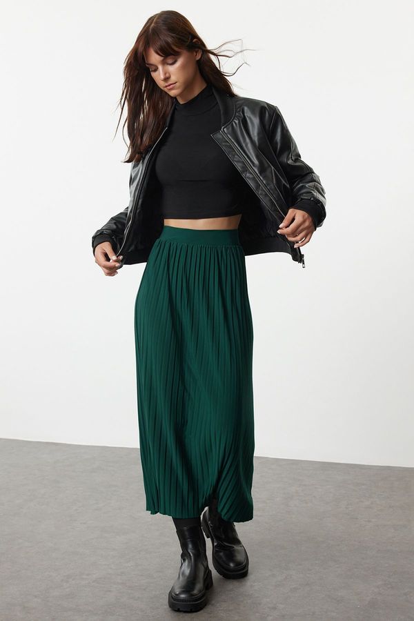 Trendyol Trendyol Emerald Green High Waist Pleated Stretchy Maxi Knitted Skirt