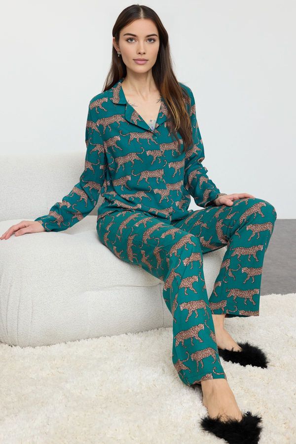 Trendyol Trendyol Emerald Green Tiger Patterned Viscose Woven Pajama Set