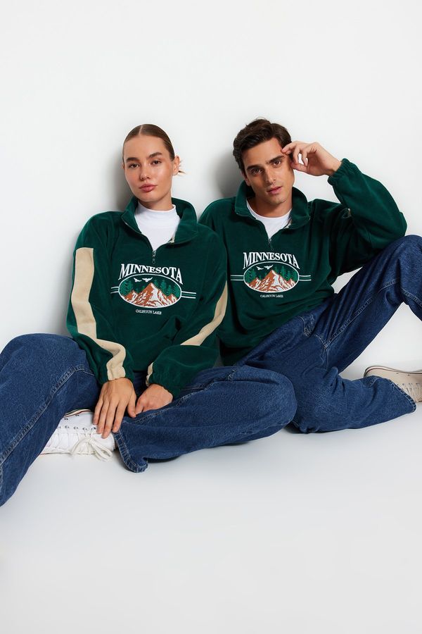 Trendyol Trendyol Emerald Green Unisex Oversize/Wide Cut Zippered Stand Collar Embroidered Fleece Sweatshirt