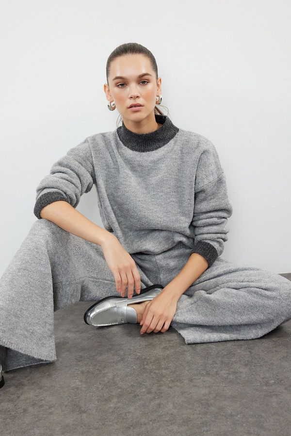 Trendyol Trendyol Gray Boucle Thread Knitwear Top-Top Set