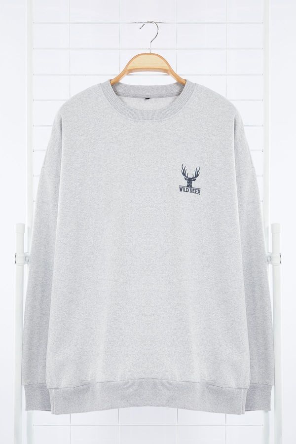 Trendyol Trendyol Gray Oversize/Wide Cut Crew Neck Plus Size Sweatshirt with Embroidery Detail