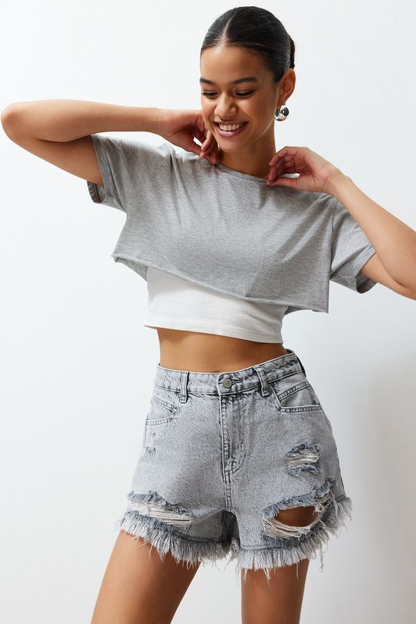 Trendyol Trendyol Gray Ripped Detailed High Waist Denim Shorts