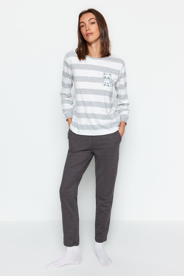 Trendyol Trendyol Gray Striped Animal Print Tshirt-Pants and Knitted Pajamas Set