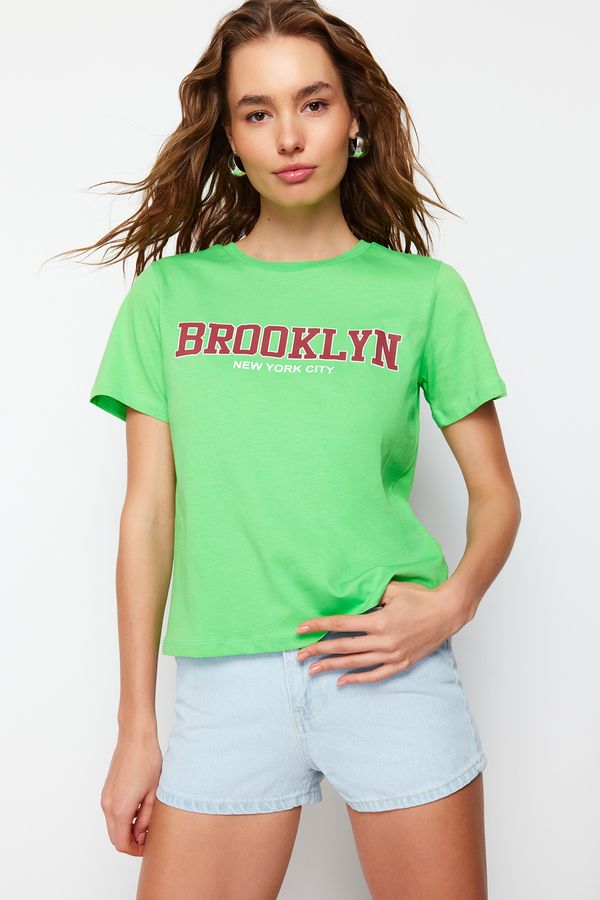 Trendyol Trendyol Green 100 Cotton Slogan Printed Regular Cut Knitted T-Shirt