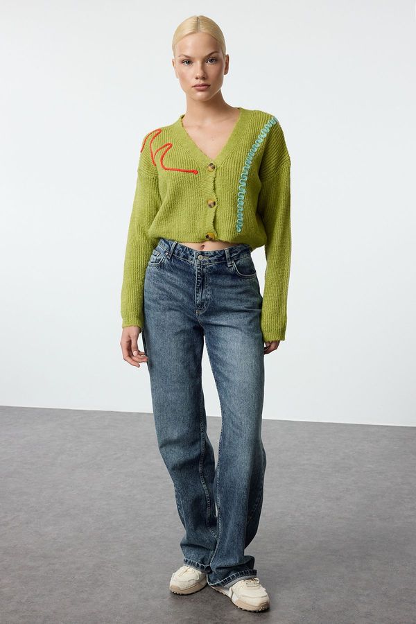 Trendyol Trendyol Green Crop Soft Texture Embroidery Detailed V Neck Knitwear Cardigan