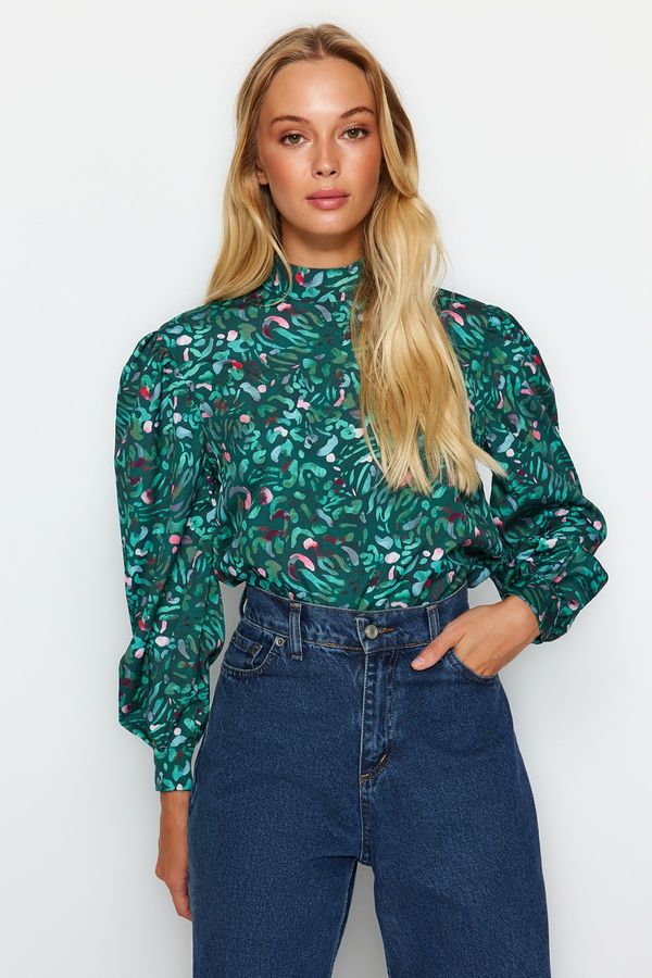 Trendyol Trendyol Green High Collar Patterned Woven Blouse