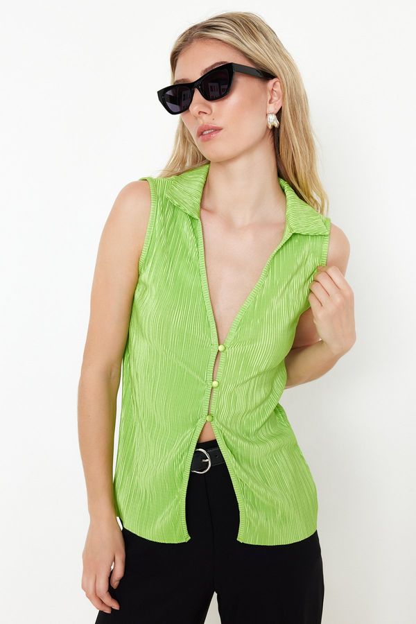 Trendyol Trendyol Green Pleated Sleeveless Buttoned Collar Enek Knitted Blouse