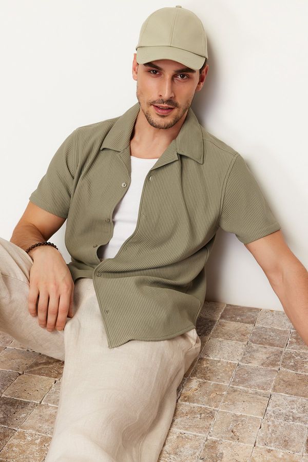 Trendyol Trendyol Green Regular Fit Wide Collar Summer Shirt