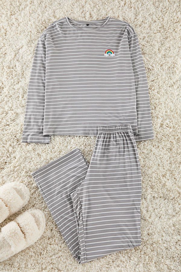 Trendyol Trendyol Grey Striped Rainbow Printed Viscose Knitted Pajama Set