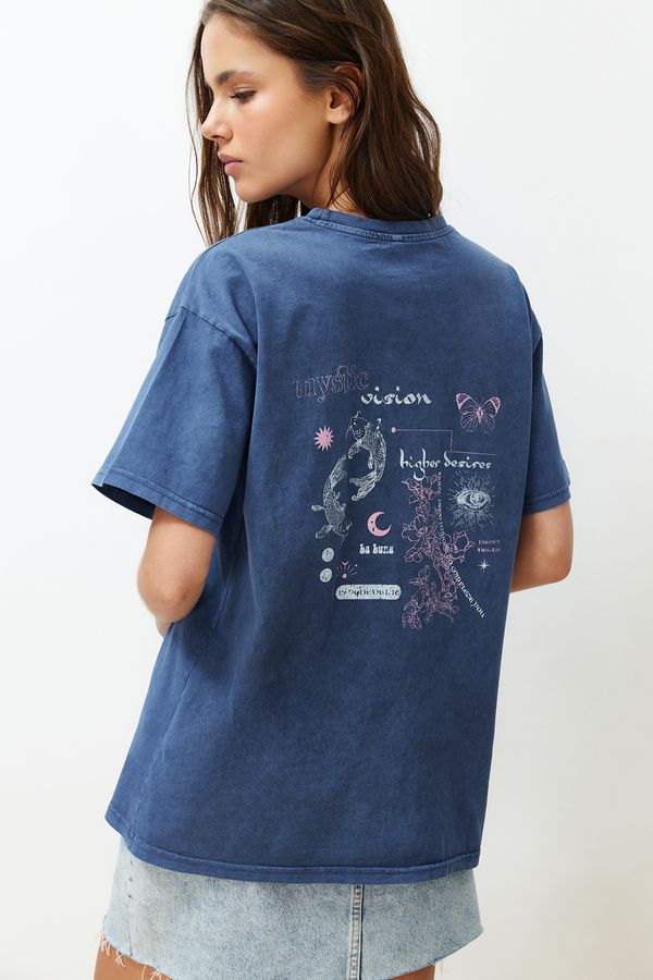 Trendyol Trendyol Indigo 100% Cotton Faded Effect Back Printed Boyfriend Crew Neck Knitted T-Shirt