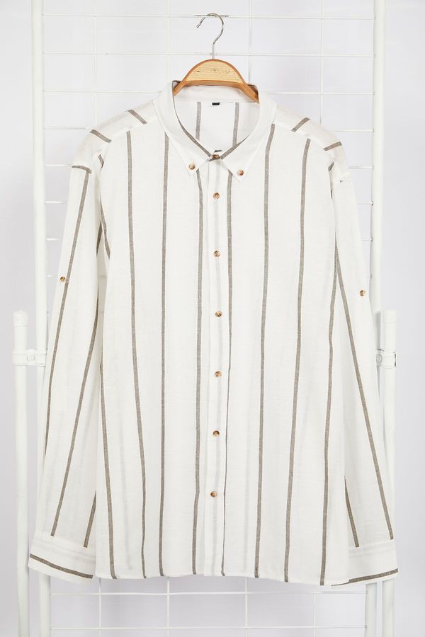 Trendyol Trendyol Khaki Regular Fti Button Collar Slim Striped Plus Size Shirt