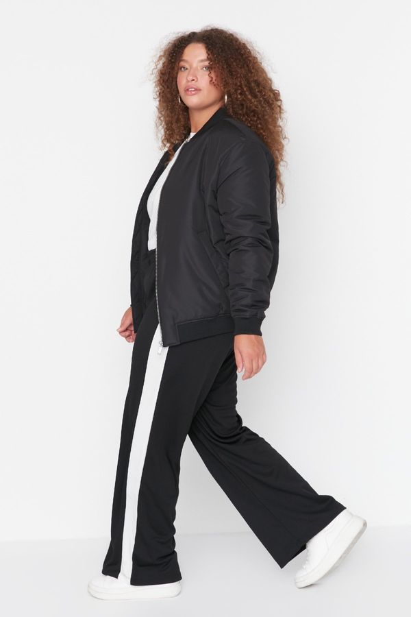 Trendyol Trendyol krivulja Črne pletene hlače z elastičnim pasom, podrobno široka noga.