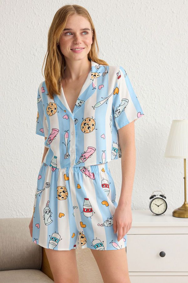 Trendyol Trendyol Light Blue Leisure Patterned Viscose Shirt-Shorts Woven Pajamas Set