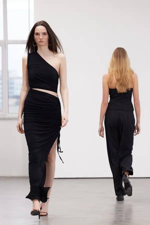 Trendyol Trendyol Limited Edition Black Fitted Accessories Knitted Long Evening Evening Dress