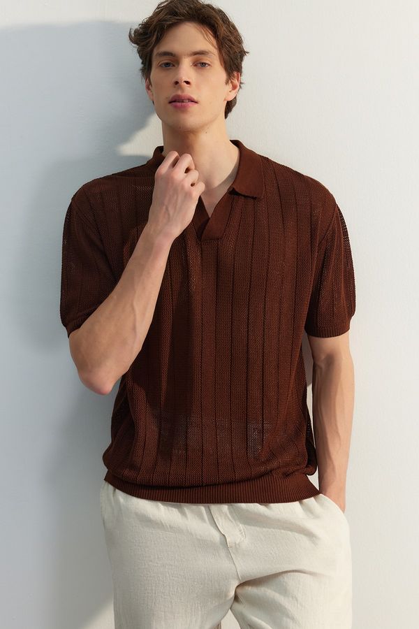 Trendyol Trendyol Limited Edition Brown Regular Fit Short Sleeve Polo Neck Knit Tshirt