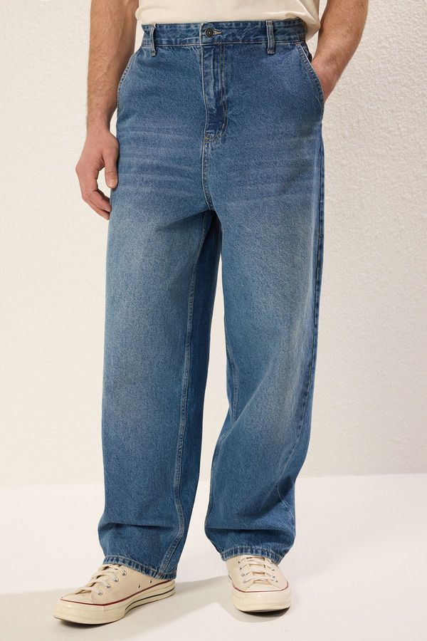 Trendyol Trendyol Medium Blue Skater Jeans