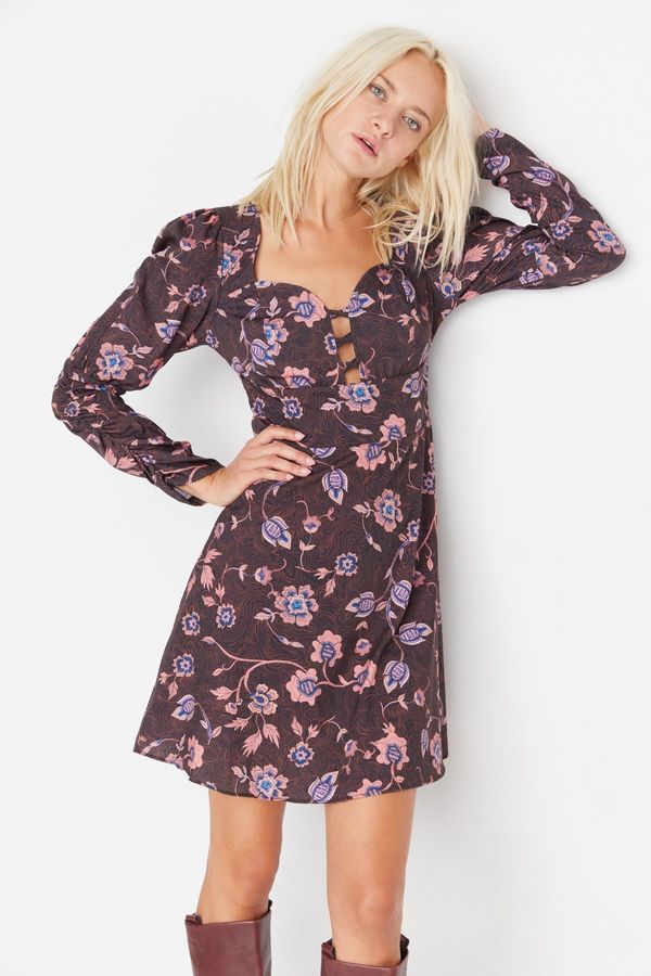 Trendyol Trendyol Multi Color Decollete podrobna tkana obleka