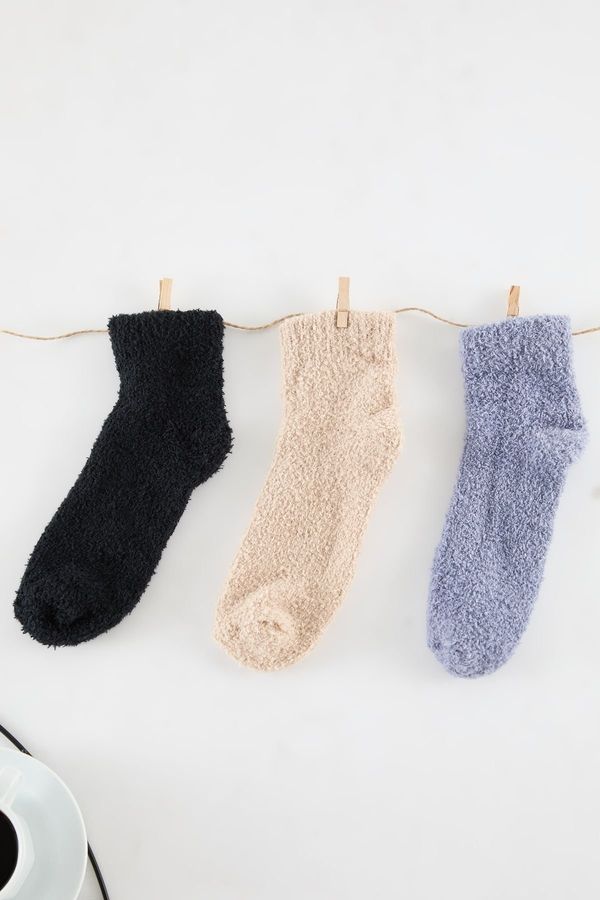 Trendyol Trendyol Multi-Colored 3-Pack Thick Terry Knitted Socks