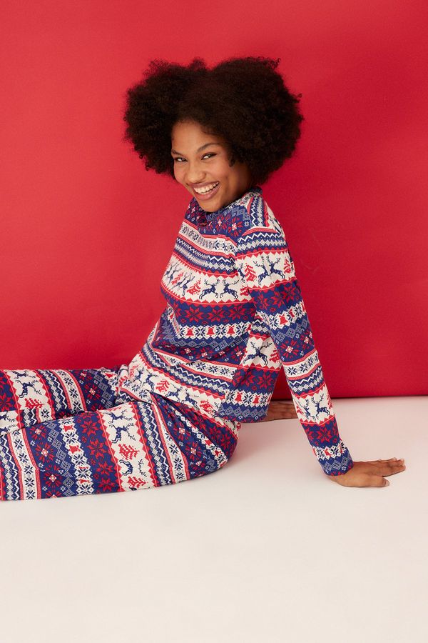 Trendyol Trendyol Multicolored 100% Cotton Christmas Theme Tshirt-Pants, Knitted Pajamas Set