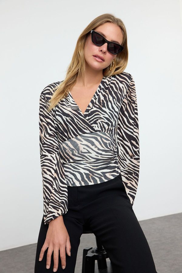 Trendyol Trendyol Multicolored Animal Print Green Double Breasted Gathered/Draped Detail Long Sleeve Elastic Knit Blouse