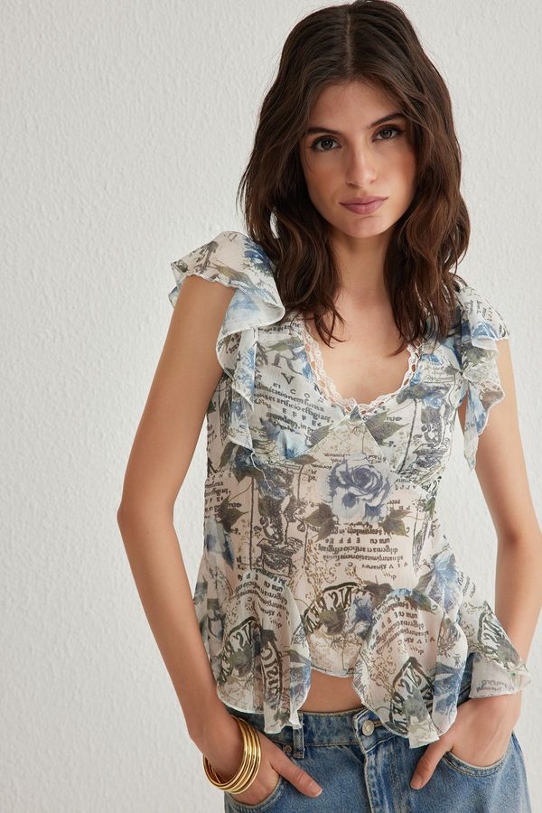 Trendyol Trendyol Multicolored Yoryo Chiffon Floral Woven Blouse