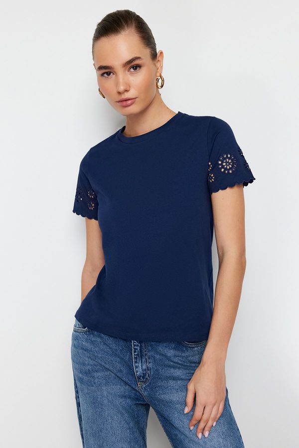 Trendyol Trendyol Navy Blue Brode Detail Regular/Basic Fit Knitted T-Shirt