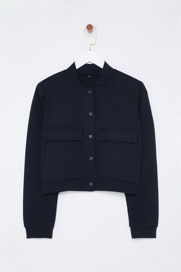 Trendyol Trendyol Navy Blue Padded Buttoned Stand Collar Interlock Crop Jacket