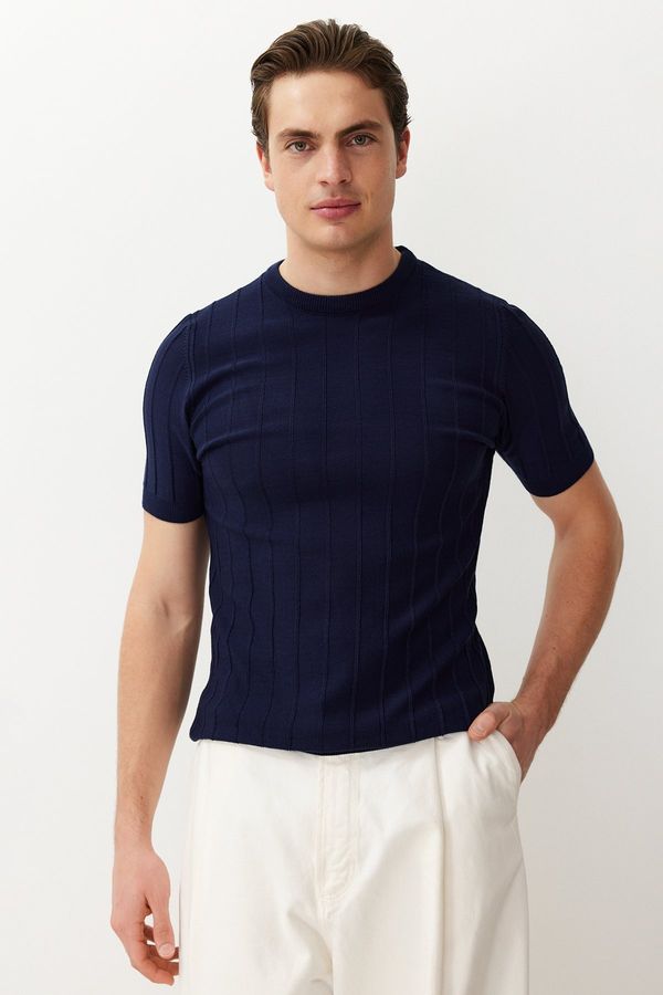 Trendyol Trendyol Navy Blue Slim-Tight Fit Crew Neck Basic Knitwear T-shirt