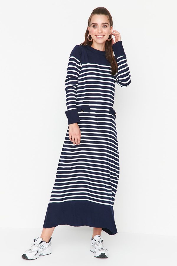 Trendyol Trendyol Navy Blue Striped Crew Neck Knitwear Dress