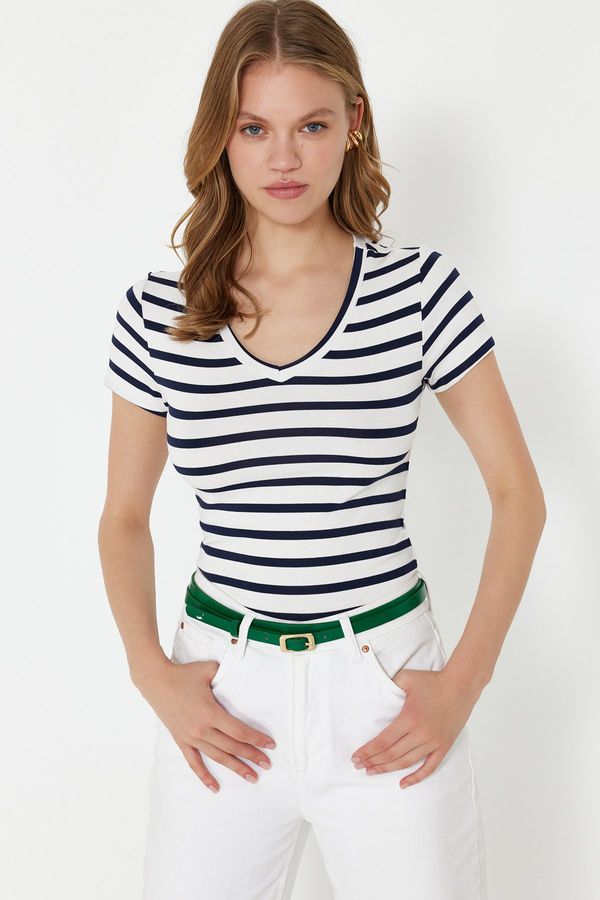 Trendyol Trendyol Navy Blue Striped Premium Viscose/Soft Fabric V-Neck Fitted Stretch Knitted Blouse