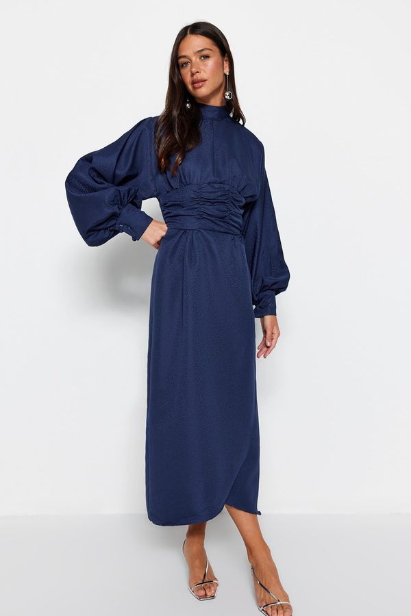 Trendyol Trendyol Navy modra večerna obleka z ovitim pasom in balonskimi rokavi z vzorcem