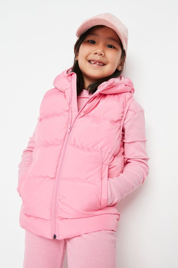 Trendyol Trendyol Pink Hooded Girls' Pocket Detailed Puffer Vest