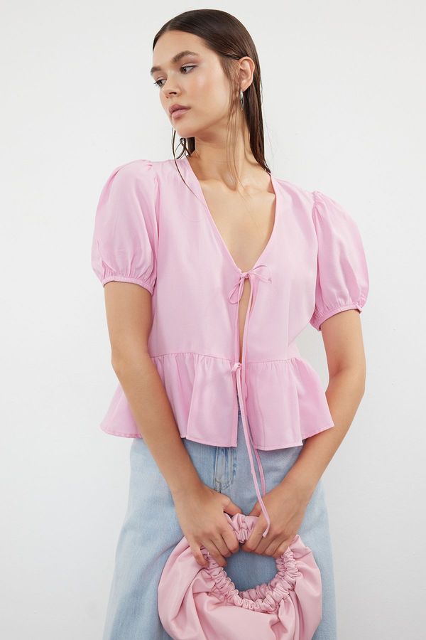 Trendyol Trendyol Pink Tie-Up Woven Shirt