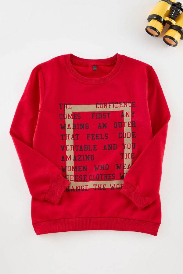 Trendyol Trendyol Red Boy Slogan Cotton Knitted Sweatshirt