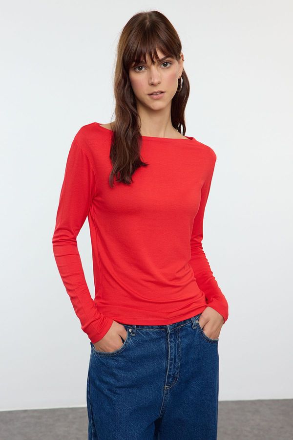 Trendyol Trendyol Red Fitted Long Sleeve Bateau Neck Viscose Stretchy Knitted Blouse