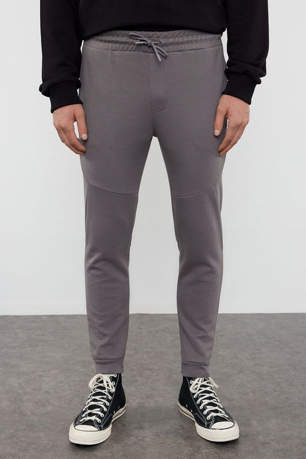 Trendyol Trendyol Smoked Regular Cut Sweatpants with Stitching Detail