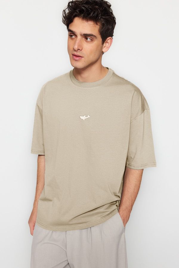 Trendyol Trendyol Stone Oversize/Wide Cut Shark-Animal Embroidered 100% Cotton T-Shirt