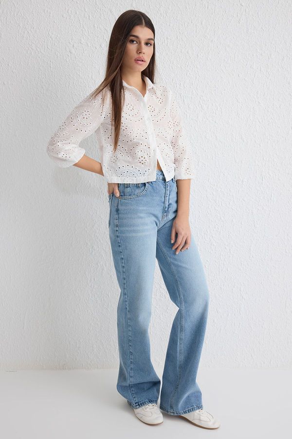 Trendyol Trendyol White Brode Embroidered Fabric Regular Pattern Woven Shirt