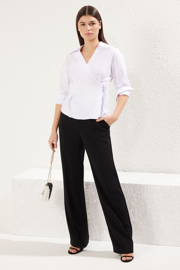 Trendyol Trendyol White Double Breasted Closure with Tie Detail Regular Regular Fit Shirt