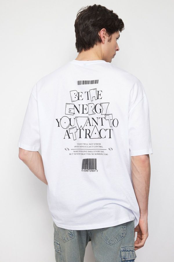 Trendyol Trendyol White Oversize / Wide Cut Raised Text Printed 100% Cotton T-Shirt