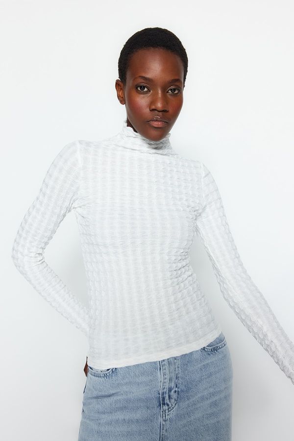 Trendyol Trendyol White Premium Textured Fabric High Neck Fitted/Closed Knitted Blouse