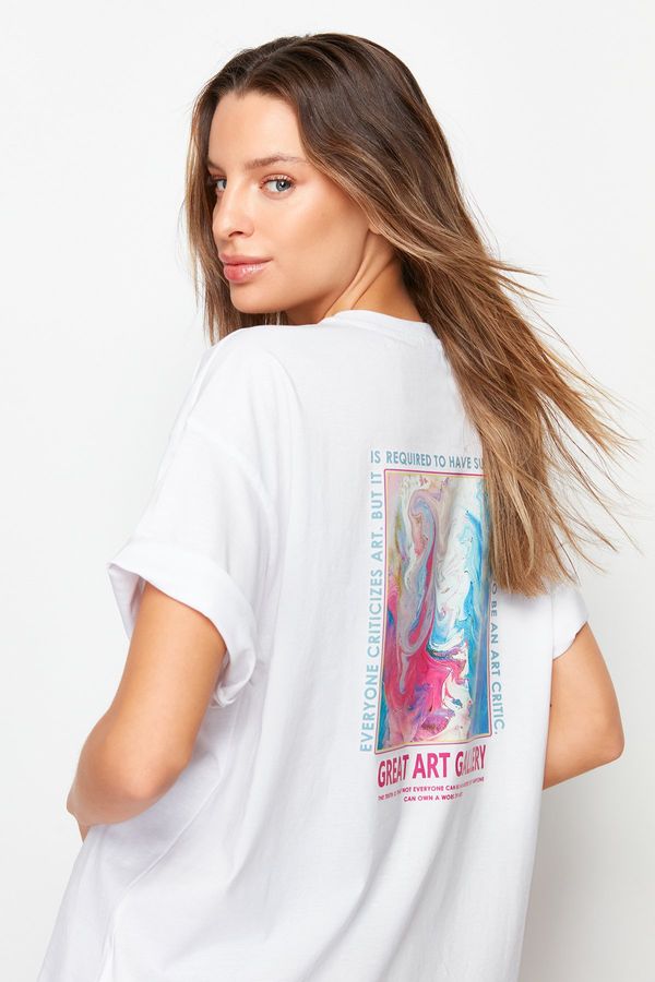 Trendyol Trendyol White Printed on the Front and Back for Boyfriend/Wide Fit Knitted T-Shirt