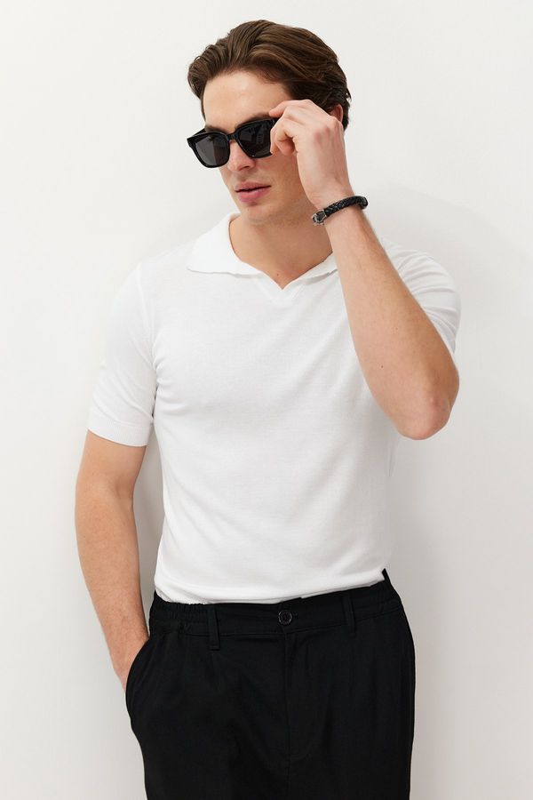 Trendyol Trendyol White Slim-Tight Fit Basic Knitwear Polo Neck T-Shirt