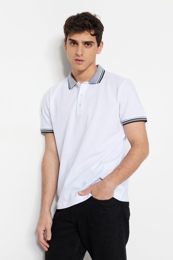 Trendyol Trendyol White Slim/Narrow Cut 100% Cotton Polo Neck T-shirt