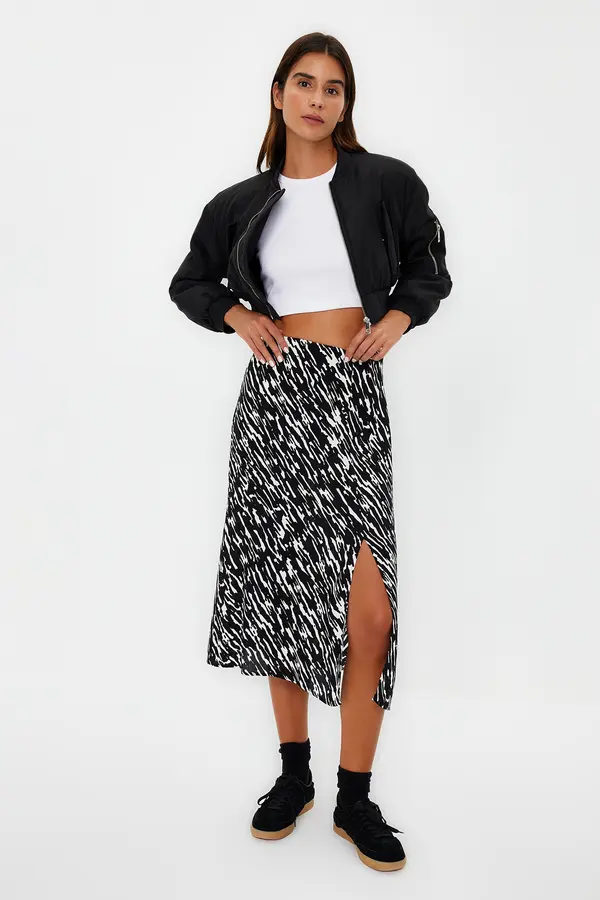 Trendyol Trendyol White Slit Detail Viscose Fabric A-line Patterned Midi Woven Skirt