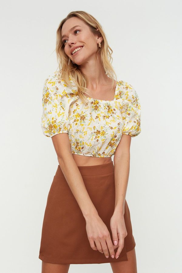 Trendyol Trendyol Yellow Floral Pattern Square Neck Crop Blouse