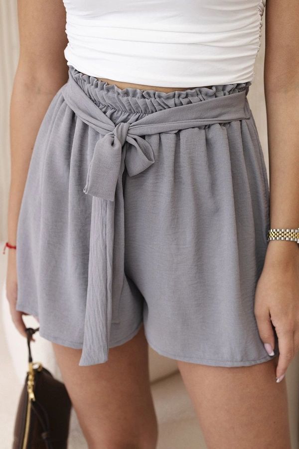 Kesi Viscose shorts with a tie at the waist in gray