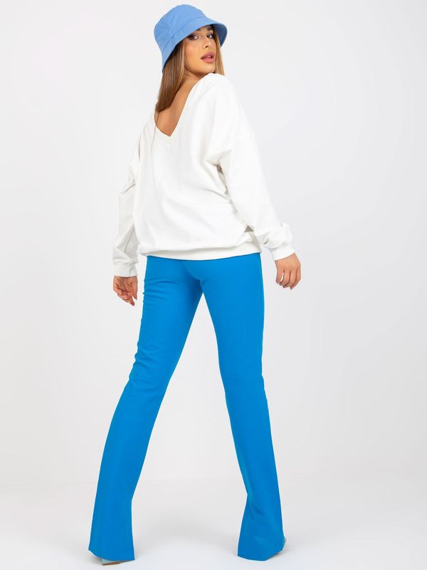 Fashionhunters White and blue sweatshirt with print and V-neck