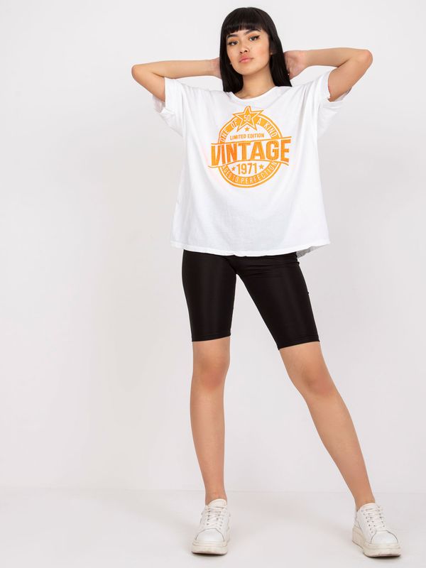 Fashionhunters White and orange cotton T-shirt with application